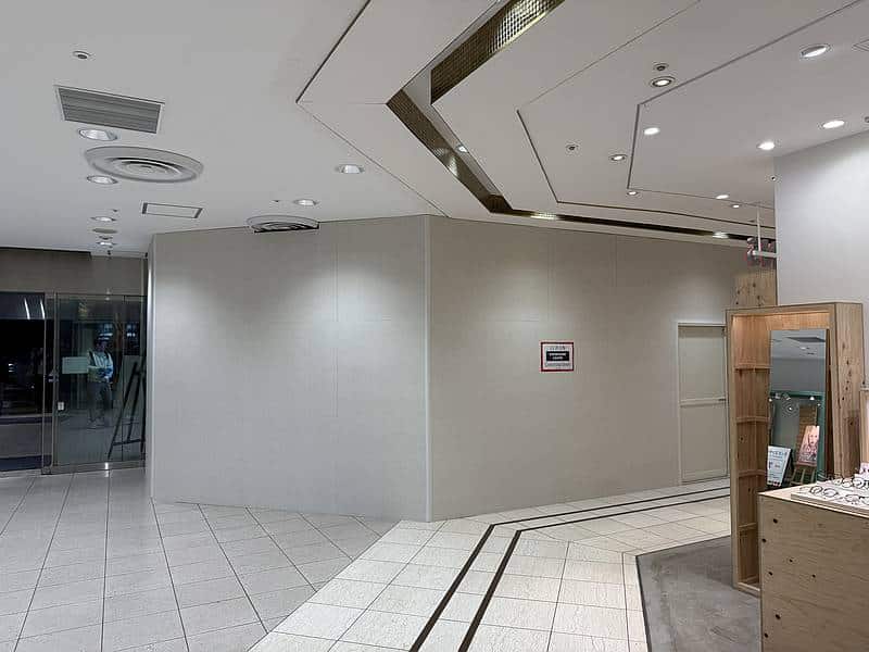 八王子オクトーレ2階にエクセルシオールカフェが2025年12月上旬に新規開店予定